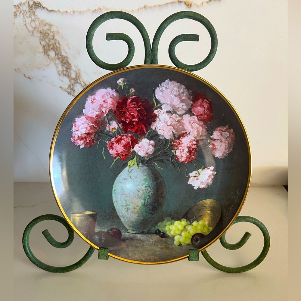 Franklin Mint Heirloom Peonies in Bloom Porcelain Collector Plate